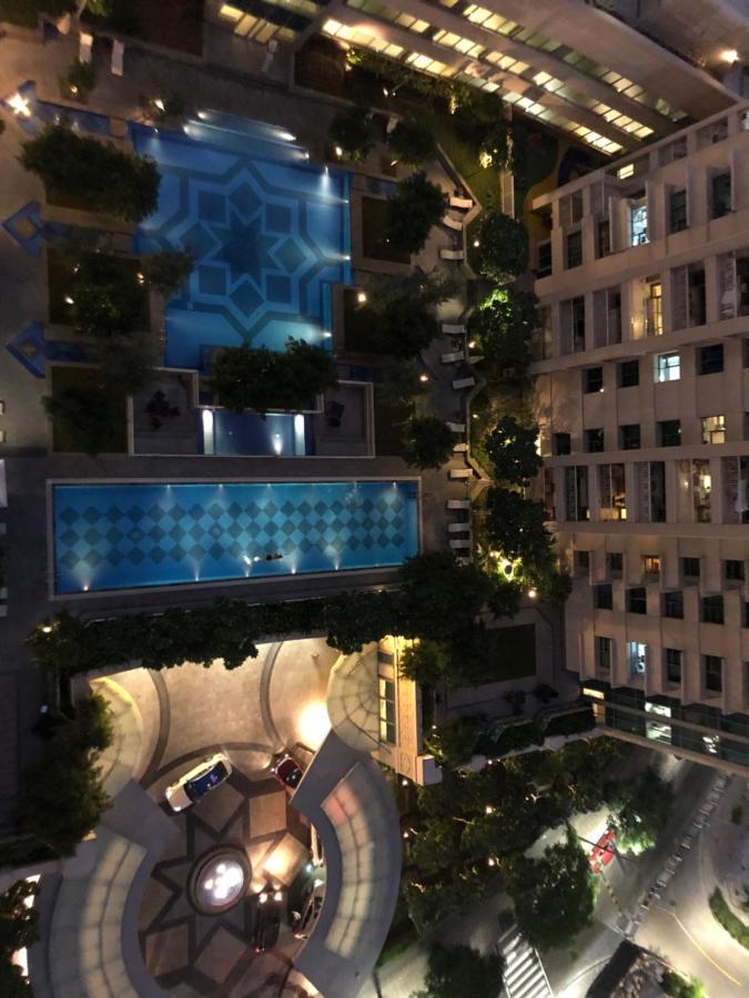 Downtown Boulevard One Bedroom Apt In 29 Blvd غرفة وصالة Burj & Fountain View Master Bedroom Plus 2 Single Beds In Living Room 두바이 외부 사진