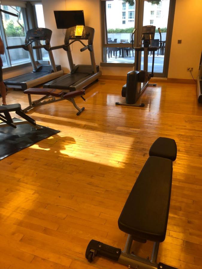 Downtown Boulevard One Bedroom Apt In 29 Blvd غرفة وصالة Burj & Fountain View Master Bedroom Plus 2 Single Beds In Living Room 두바이 외부 사진